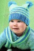 Шапка с помпонами и шарф