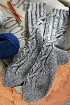 Носки с узором из кос