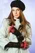 Черные берет и митенки