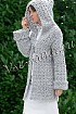 Серое пальто с капюшоном