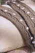 Митенки спицами с белыми кнопками