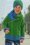 Зеленый пуловер с синей отделкой, шапочка и шарф-петля