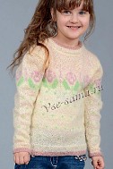 Пуловер для девочки молочного цвета