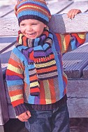 Разноцветный пуловер, шапочка и шарфик