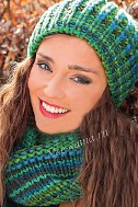 Зелено-бирюзовые хомут и шапка