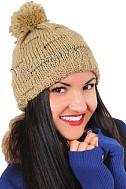 Светло-коричневая шапочка
