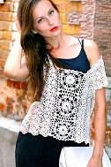 Белый ажурный топ крючком