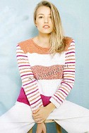 Женский пуловер спицами в полоску