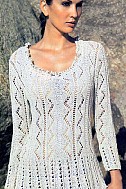 Ажурный пуловер цвета экрю спицами