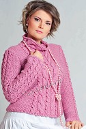 Розовый свитер спицами