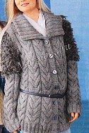 Серый жакет с узором из кос