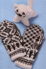 Женские варежки с норвежским узором