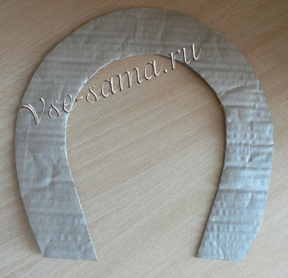 Готовимся к году лошади: подкова на счастье-10