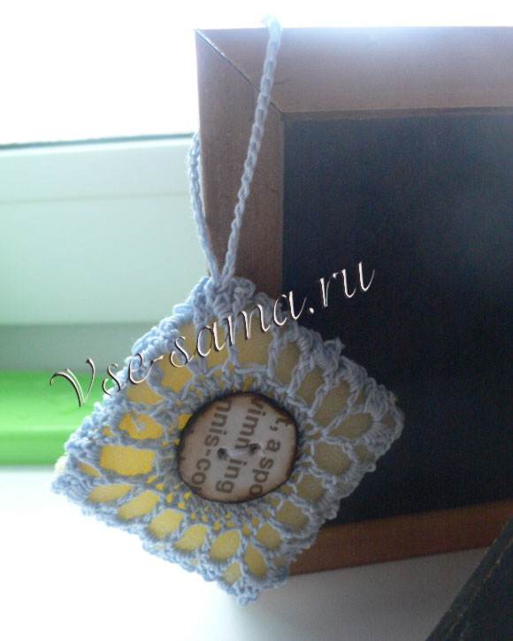 Кружевные игрушки на елочку крючком-19