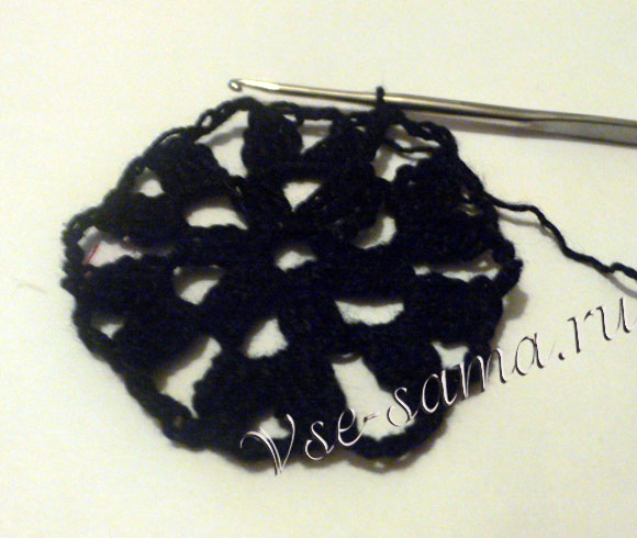 Кружевные игрушки на елочку крючком-5