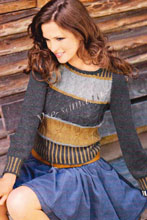 Полосатый пуловер с косами Полосатый пуловер с косами