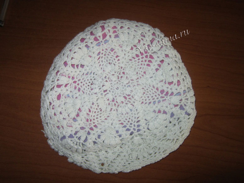 Вяжем крючком панамки