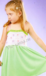 Комбинированное платье спицами на бретелях