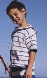 Пуловер спицами с карманом-кенгуру