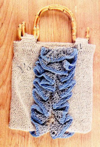 Сумочка с голубым рюшем Сумочка с голубым рюшем