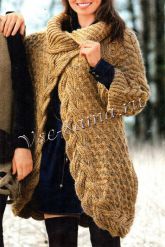 Объёмный жакет с планкой из косы Объёмный жакет с планкой из косы