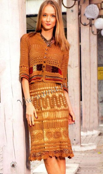 Коричневый костюм, жакет и юбка Коричневый костюм, жакет и юбка