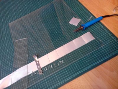 Подготовка квадратиков из атласных лент, фото 4 Подготовка квадратиков из атласных лент, фото 4