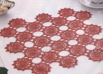 Салфетка из мотивов крючком Салфетка из мотивов крючком