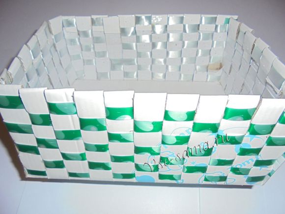 Коробочка из картона и подарочной ленты-5 Коробочка из картона и подарочной ленты-5