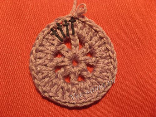 Салфетка крючком "Фиолетовые огни", фото 2 Салфетка крючком "Фиолетовые огни", фото 2