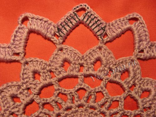 Салфетка крючком "Фиолетовые огни", фото 9 Салфетка крючком "Фиолетовые огни", фото 9