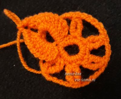 левая часть лепестка левая часть лепестка