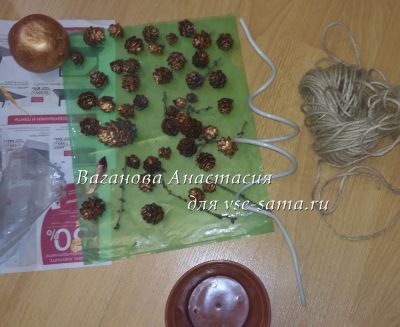 красим шишки и шар красим шишки и шар