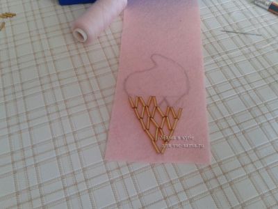 рисуем контур мороженого рисуем контур мороженого