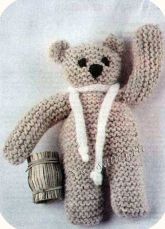 Мягкая вязаная игрушка - Мишка с шарфиком Мягкая вязаная игрушка - Мишка с шарфиком