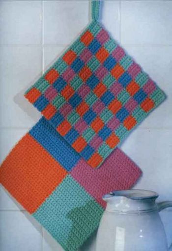 Прихватка - Разноцветные квадраты Прихватка - Разноцветные квадраты