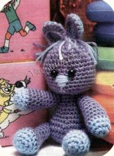 Вязаная игрушка - Сиреневый зайка Вязаная игрушка - Сиреневый зайка