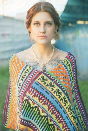 Пончо спицами с жаккардовыми узорами, фото модели Пончо спицами с жаккардовыми узорами, фото модели