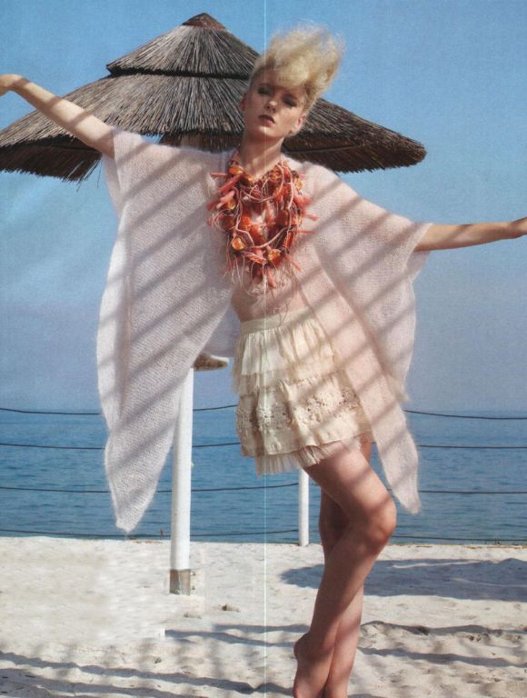 Накидка с волнистым краем, фото Накидка с волнистым краем, фото