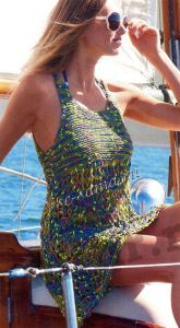 Платье спицами зеленого цвета Платье спицами зеленого цвета