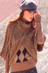 Пончо-шарф с узором из ромбов Пончо-шарф с узором из ромбов