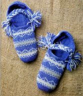 Двойные тапочки спицами с жаккардовым узором Двойные тапочки спицами с жаккардовым узором