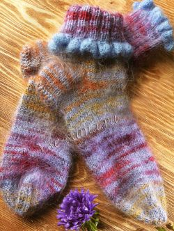 Меланжевые носки спицами из мохера Меланжевые носки спицами из мохера