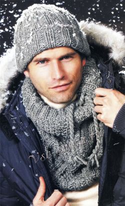 Шапочка и шарф-воротник Шапочка и шарф-воротник