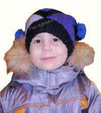 Шапка с помпонами Шапка с помпонами