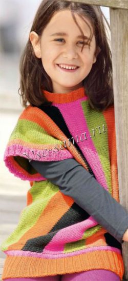 Безрукавка с разноцветными полосами Безрукавка с разноцветными полосами