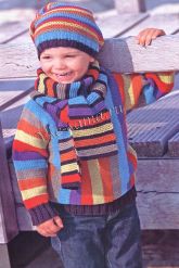 Разноцветный пуловер, шапочка и шарфик Разноцветный пуловер, шапочка и шарфик