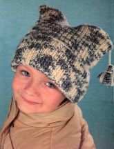 Шапочка секционно окрашенная с кисточками Шапочка секционно окрашенная с кисточками