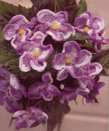 Лиловые цветы крючком Лиловые цветы крючком