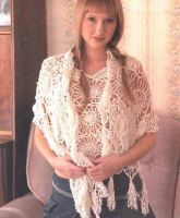 Палантин из белой ленточной пряжи